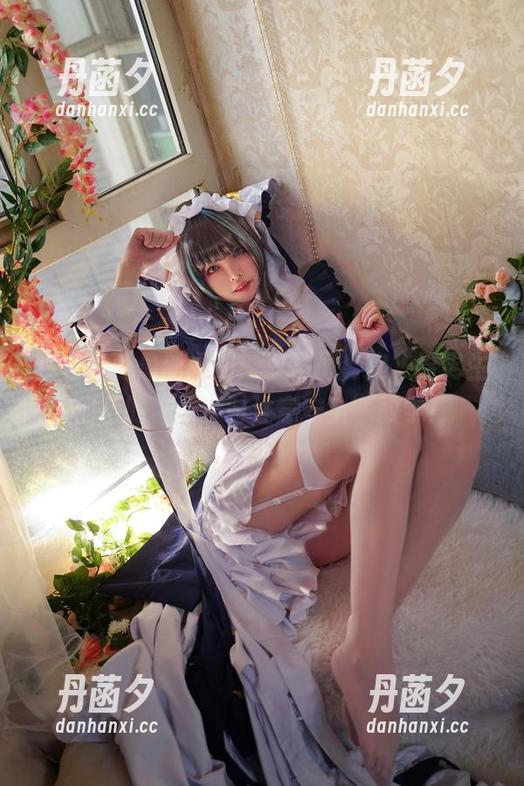 疾走可可最新图册：双马尾奔跑，给男生们看的“跑步时注意安全”教学！