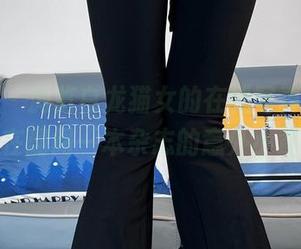 微密圈 – 浏览白龙猫女的在线写真，剧情像是在翻阅一本杂志的意外小章节。
