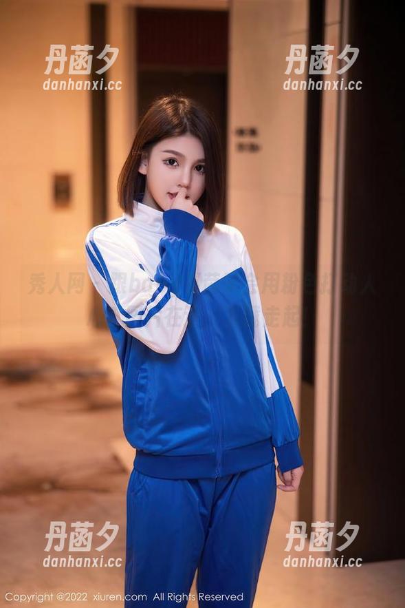 秀人网 - 跟baby嘉茵学会用粉色打动人心？图片在这，下载走起！