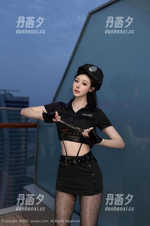 秀人网 - 俞漫的裸足就是网盘里的宝藏，快来挖掘吧！
