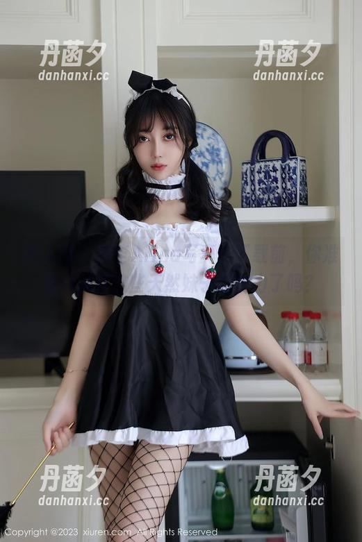 秀人网 - 双笙Alina写真：下载前，你准备好承受这些天然妹子的魔力了吗？