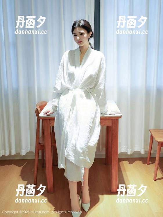 秀人网 - 妲己Toxic最新婚纱照片，我想说...这经营婚礼何必等到亲身体验啊，快来借我点灵感吧！