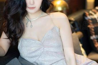 秀人网 – 小逗逗的JK美图，心里默念一句：这也太可爱了吧？