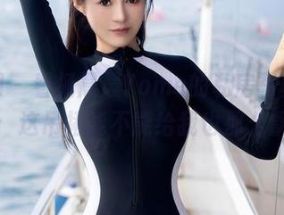 秀人网 – 看杨晨晨Yome的私房写真，心想着：这吊裙能不能给我也那么飘逸？