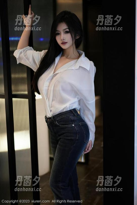 秀人网 - 看！爱酱里和服图集，把我每天的裤子都给打赢了！
