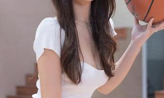 秀人网 – 猫咪巨臀妹妹文件夹里的可爱图集，唯一不足是你注定无法赶上她的可爱！