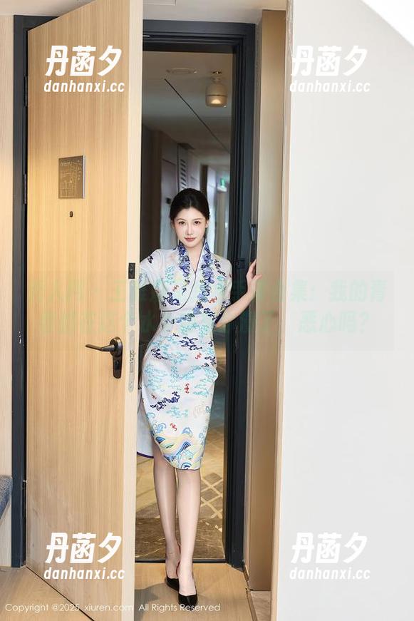 秀人网 - 王雅姗是我水手服合集：我的青春都在这个水手服里弥漫了，恶心吗？