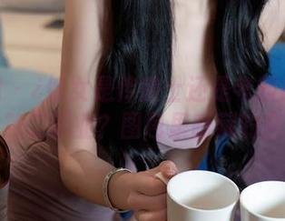 秀人网 – ¿修女是传教士还是考拉koala的第二职业？图包里暗藏的玄机