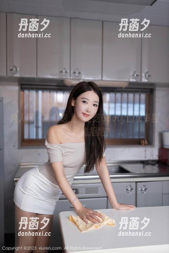 秀人网 - 免费送上，芝芝Booty的秘书图集，谁能拒绝？