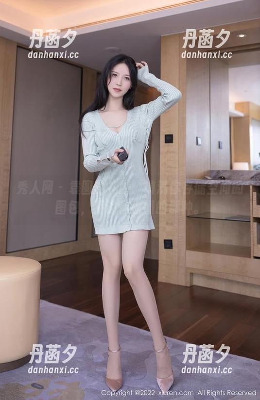 秀人网 - 袁圆的礼服：填满你存储空间的图包，不说你也懂的那种。