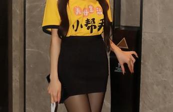 秀人网 – 这次的《少女》系列，陈雅漫VICKY真把无圣光玩得挺有一套的，琢磨琢磨…