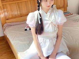 稚乖画册 – 私拍不止有美，赤西夜夜和吉他少女的资源等你拆解