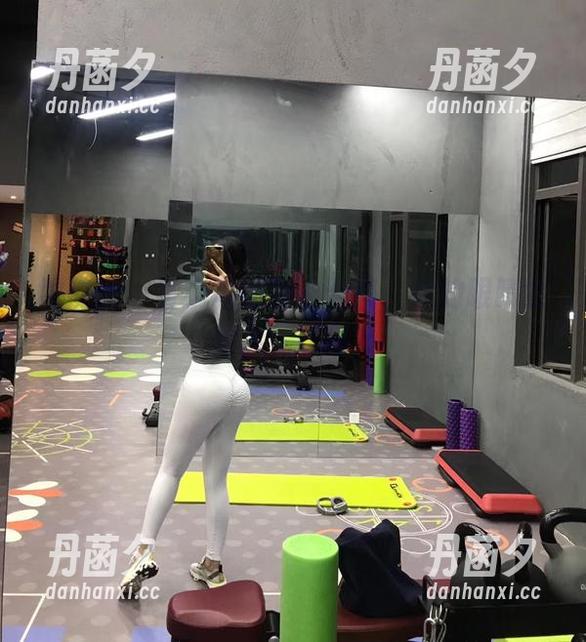 微密圈 - 童小芯的甜心合集，你的眼睛会做热气球吗？
