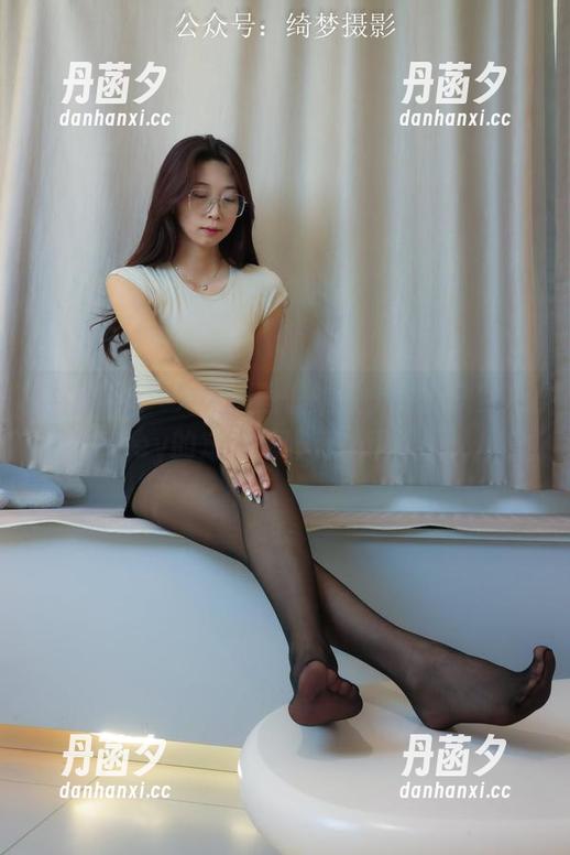 绮梦摄影 - 只有那些懂的人，才能欣赏Aubrey的定制无修无水印作品。