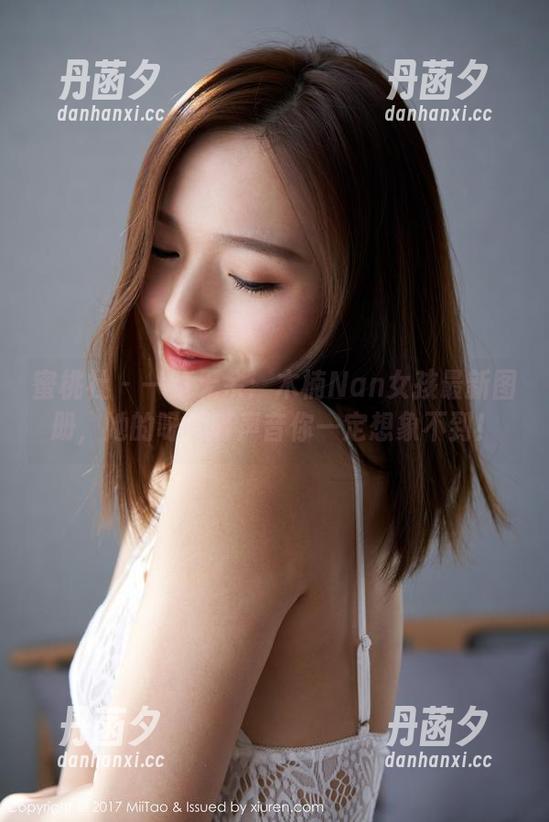 蜜桃社 - 一览无余：木楠Nan女孩最新图册，她的呀呀呀声音你一定想象不到！