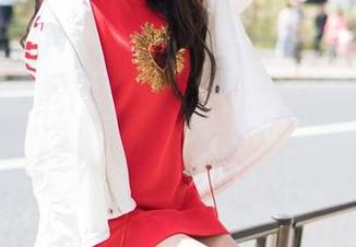 魅妍社 – 精选来自陈嘉嘉Tiffany的皮衣魔法：让你每次出门都能有个小小的配乐！