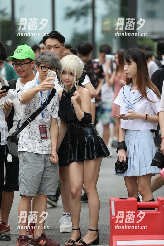 魔镜街拍 - 全套图集：凯恩说不再下雨，结果却下了不少心思。