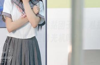 怀旧了，泳池边的黏黏团子兔，私拍合集难道是时光机吗？